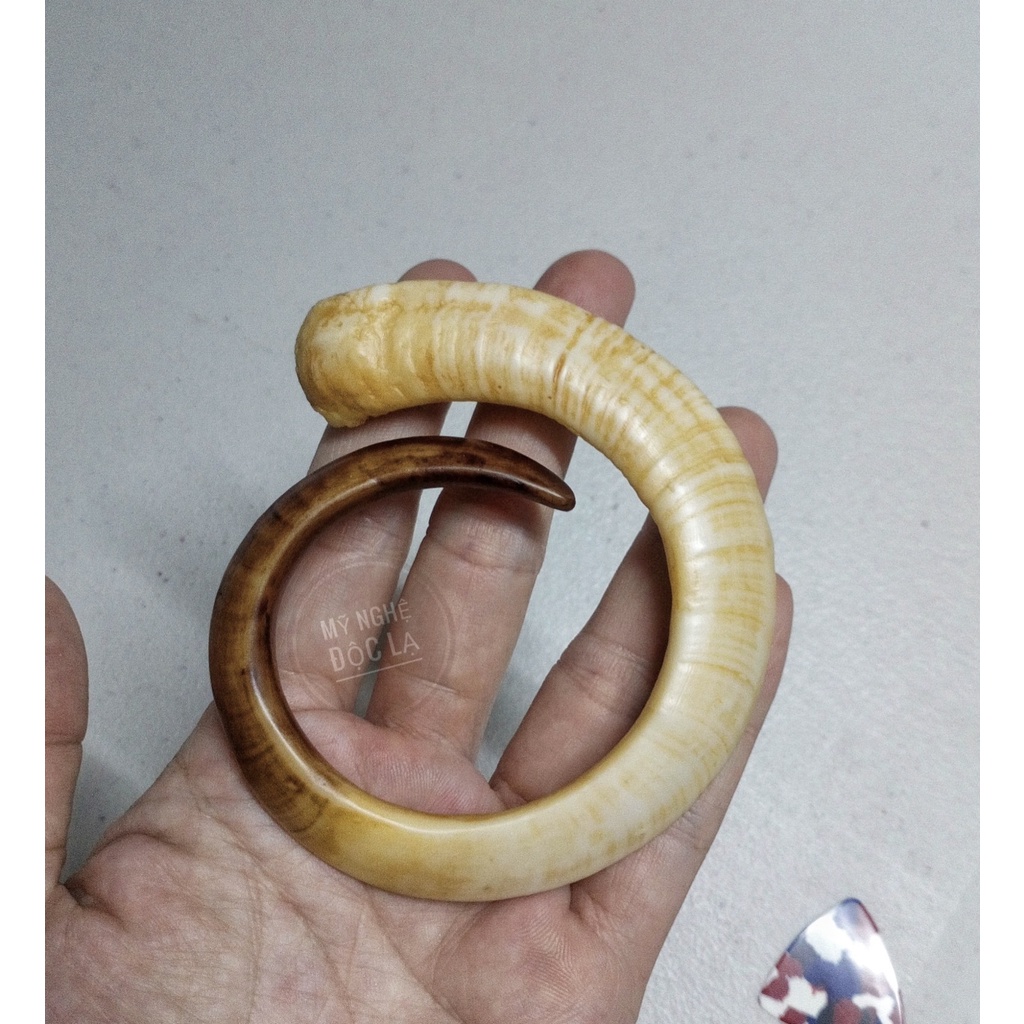 Mặt dây nanh heo nhân tạo size 8.4cm