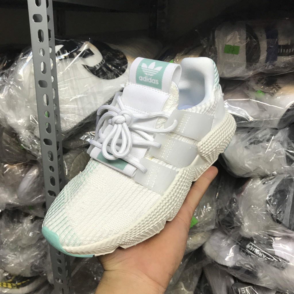 &gt;BÁN CHO VUI&lt;Giày sneaker Prophere trắng kẻ xanh lục mới nữ