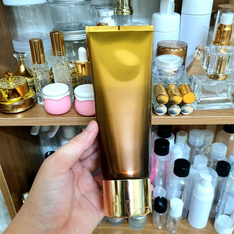 Tuýp nhựa 250ml, đựng sữa rửa mặt, đựng gel, dung dịch thân vàng nâu