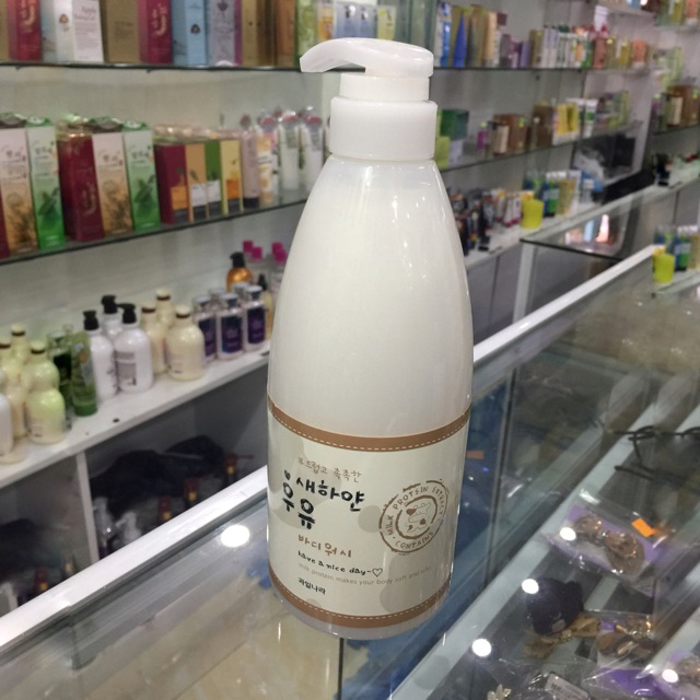[ST107] Sữa Tắm Trắng White Milk Body Wash 740g