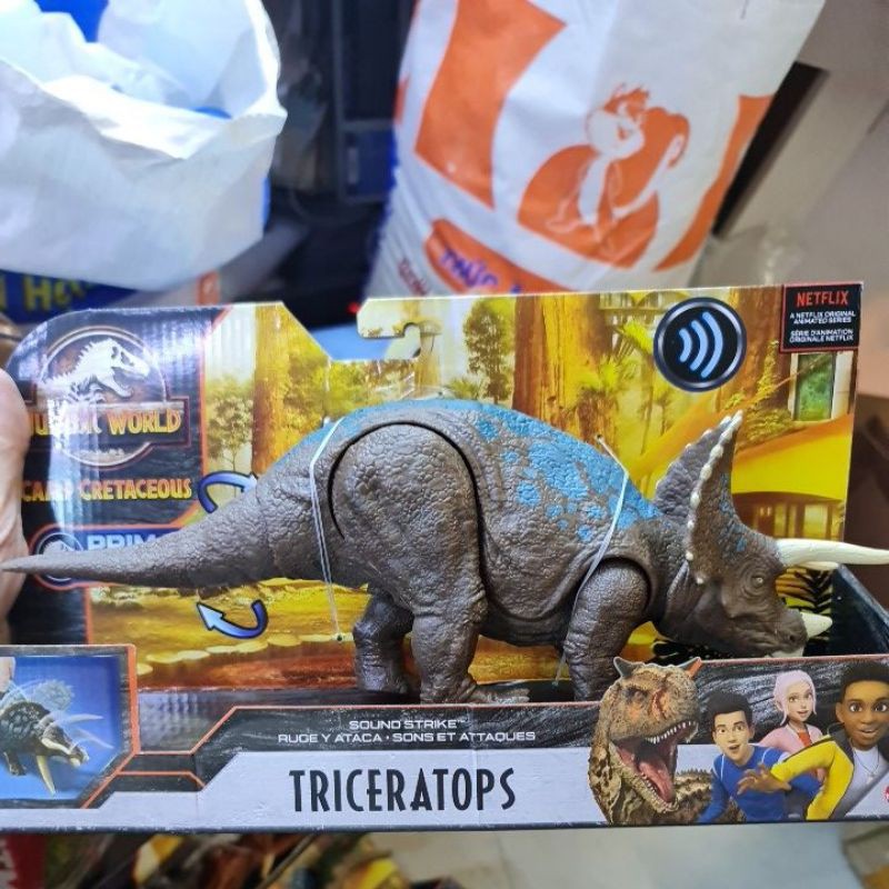 Mô hình khủng long Triceratops hãng Mattel