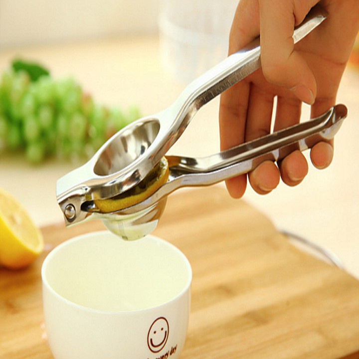 Dụng cụ ép vắt chanh Chất Liệu Inox không gỉ, dễ dàng sử dụng