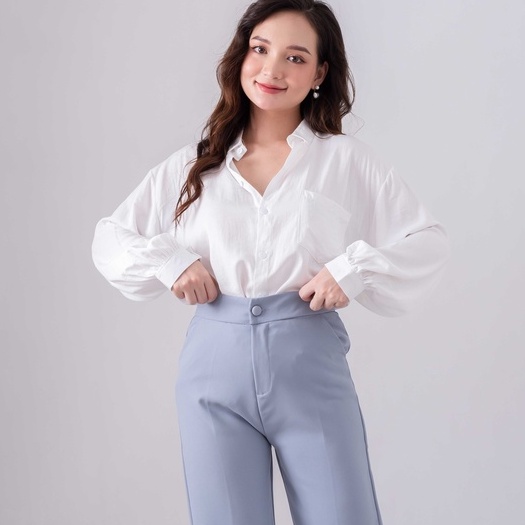 Áo sơ mi nữ dài tay trơn basic dáng rộng, ảnh thật sau