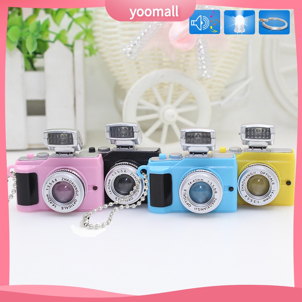 Móc Khóa Hình Máy Ảnh Mini Có Đèn LED Và Âm Thanh Điện Thoại