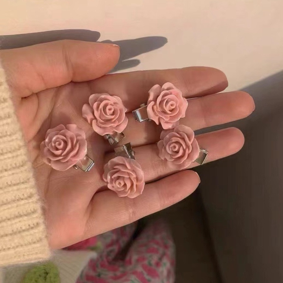 Set 5 Kẹp Tóc Hình Bướm Dễ Thương Cho Nữ