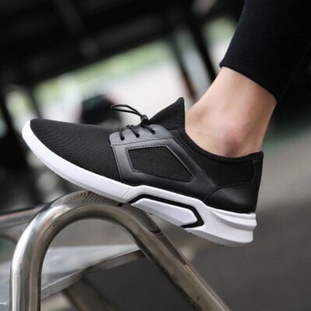 GIÀY SPORT NAM MÀU ĐEN TTN11