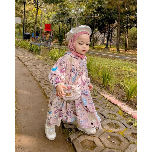 Váy Dây Của CASILA
