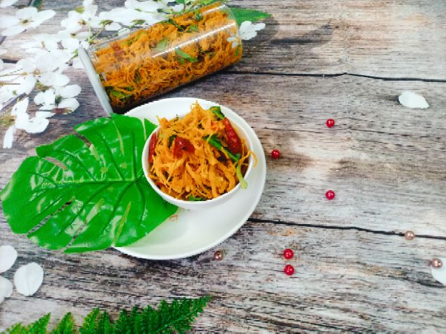 Gà bơ tỏi thượng hạng | BigBuy360 - bigbuy360.vn