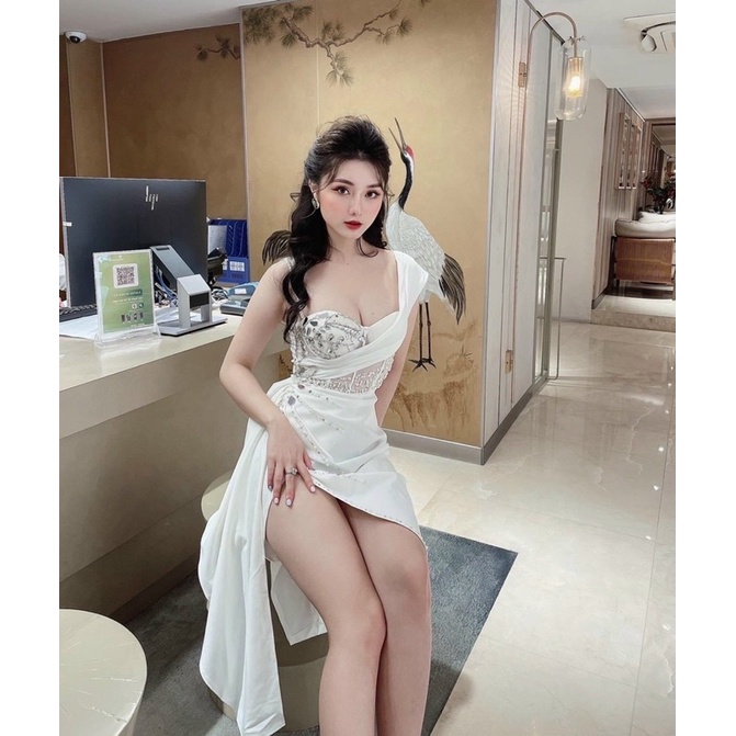 Đầm body dự tiệc TRIPBLE T DRESS kết hoa và cườm nổi sang trọng -size M/L - MS67Y