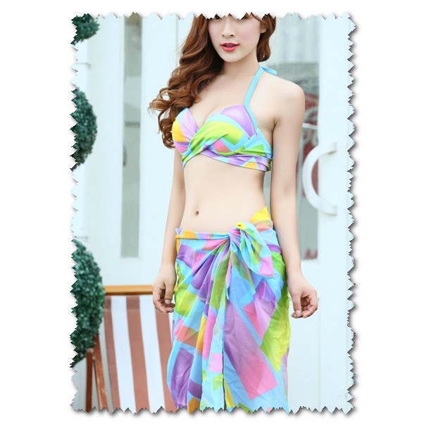 Đồ bơi 2 mảnh kèm khăn choàng | BigBuy360 - bigbuy360.vn