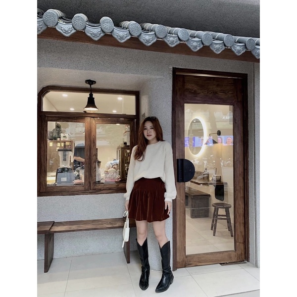 Chân váy nhung form to