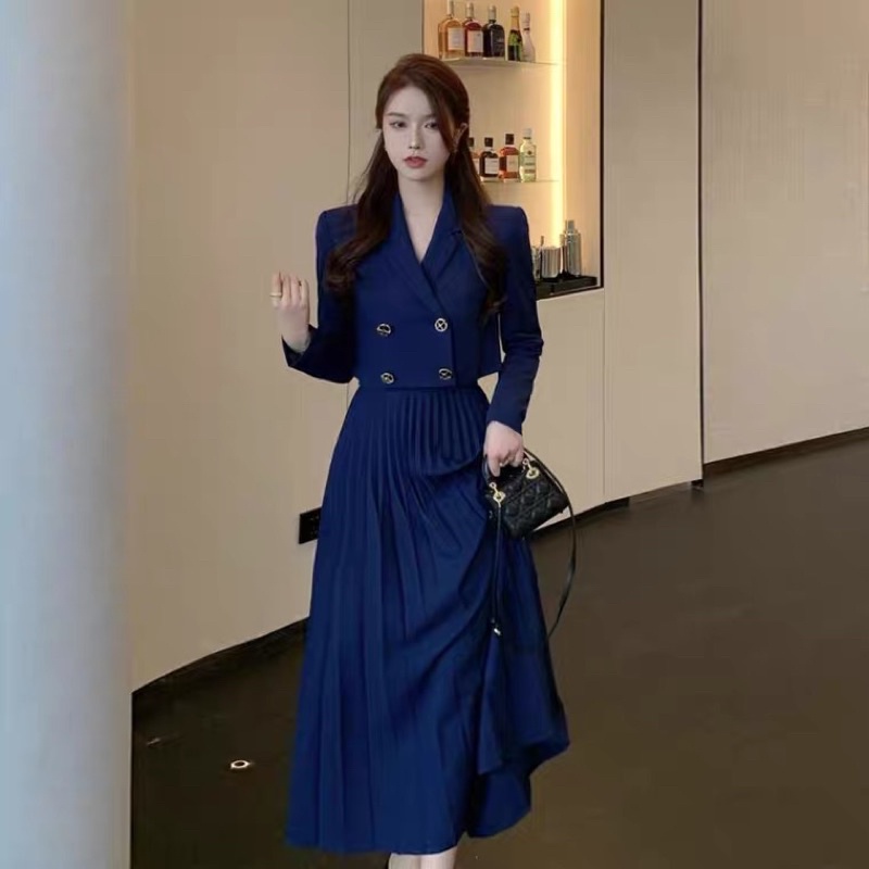 Clara✨ Set váy công sở xanh saphia