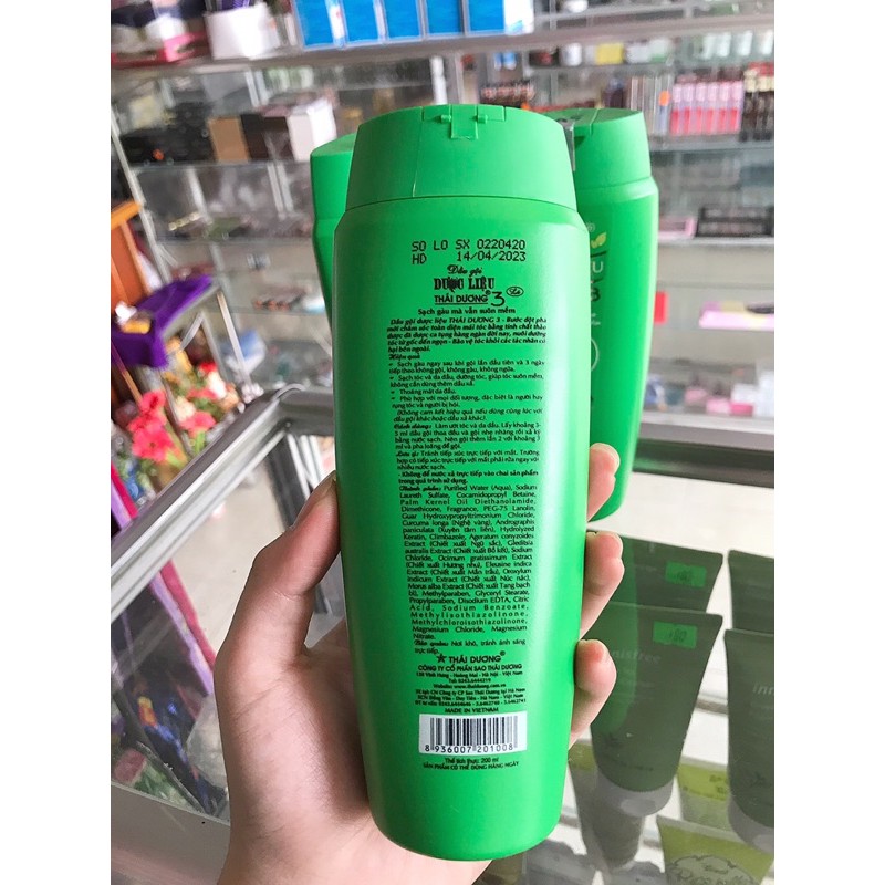 DẦU GỘI DƯỢC LIỆU THÁI DƯƠNG 3 màu xanh mùi lá 200ml