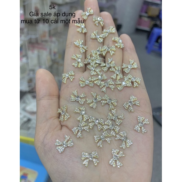 Đá hình đính móng