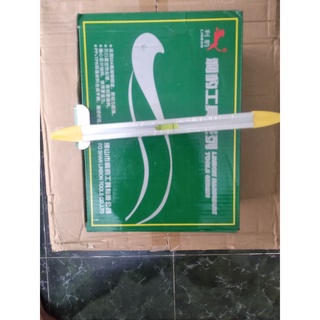thước thủy 200mm gon nhe dê sư dung