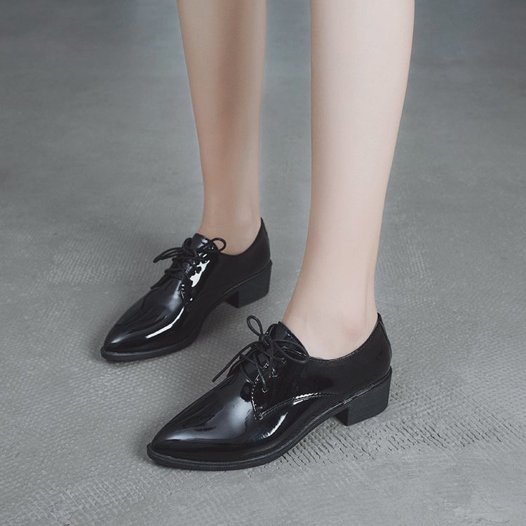 Giày đế thấp mũi nhọn phối dây thắt sành điệu cho nữ | BigBuy360 - bigbuy360.vn