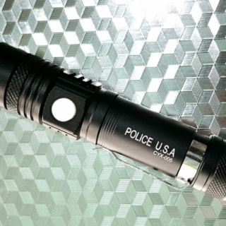 Đèn pin siêu sáng xml T6-518 (Đen)