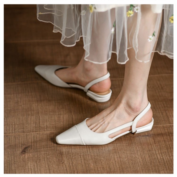 Ins Giày Sandal Da Thật Cao Cấp Đế Bằng Mũi Vuông Đục Lỗ Một Màu Đánh Bóng Phong Cách Tối Giản Cao Cấp Cho Nữ