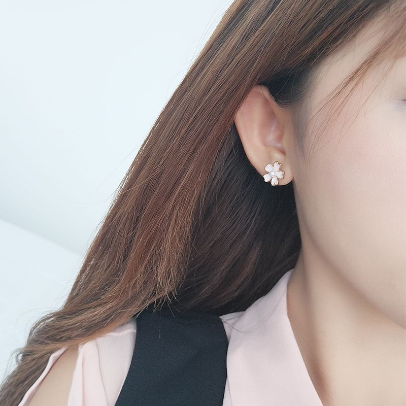 Khuyên tai, bông tai hình cánh hoa anh đào đính ngọc nữ tính phong cách Hàn Quốc