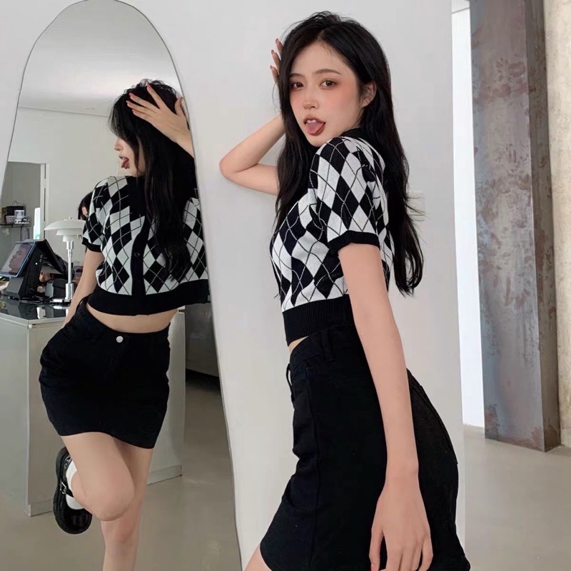 Áo Polo Croptop Kẻ Kim Cương Nữ Ngắn Tay Hot Trend