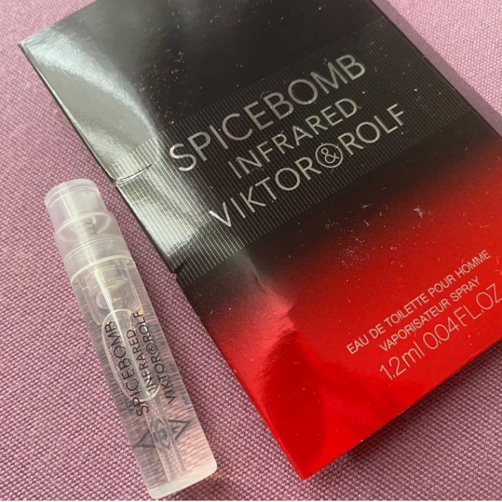 Sample mẫu thử Vial Nước Hoa Viktor Rolf Flowerbomb - Flowerbomb Nectar - Spicebomb chính hãng 1.2ml