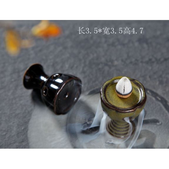 Thác xông trầm khói ngược