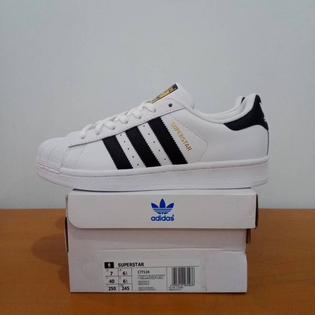 Giày Thể Thao Adidas Superstar Màu Trắng Đen Chất Lượng Cao