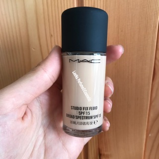KEM NỀN MAC STUDIO FIX FLUID FOUNDATION SPF 15