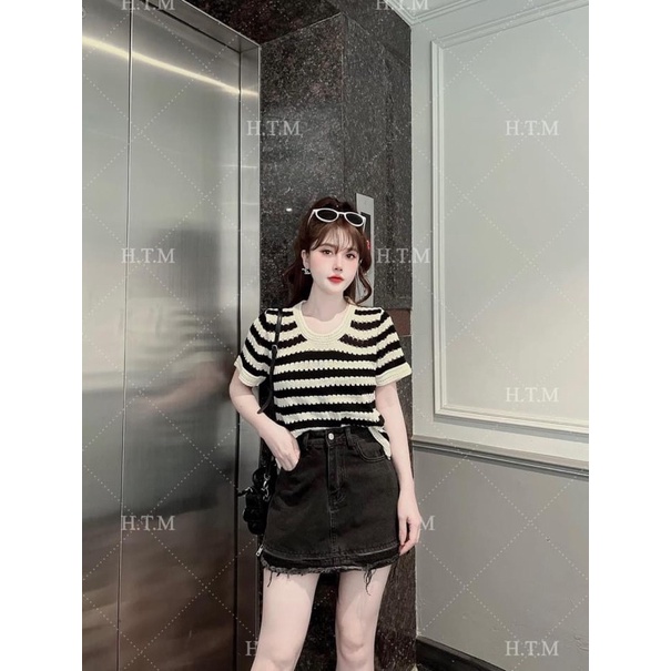 Đầm sát nách, Áo ba lỗ và áo phông kẻ sọc ngang chất len siêu hot