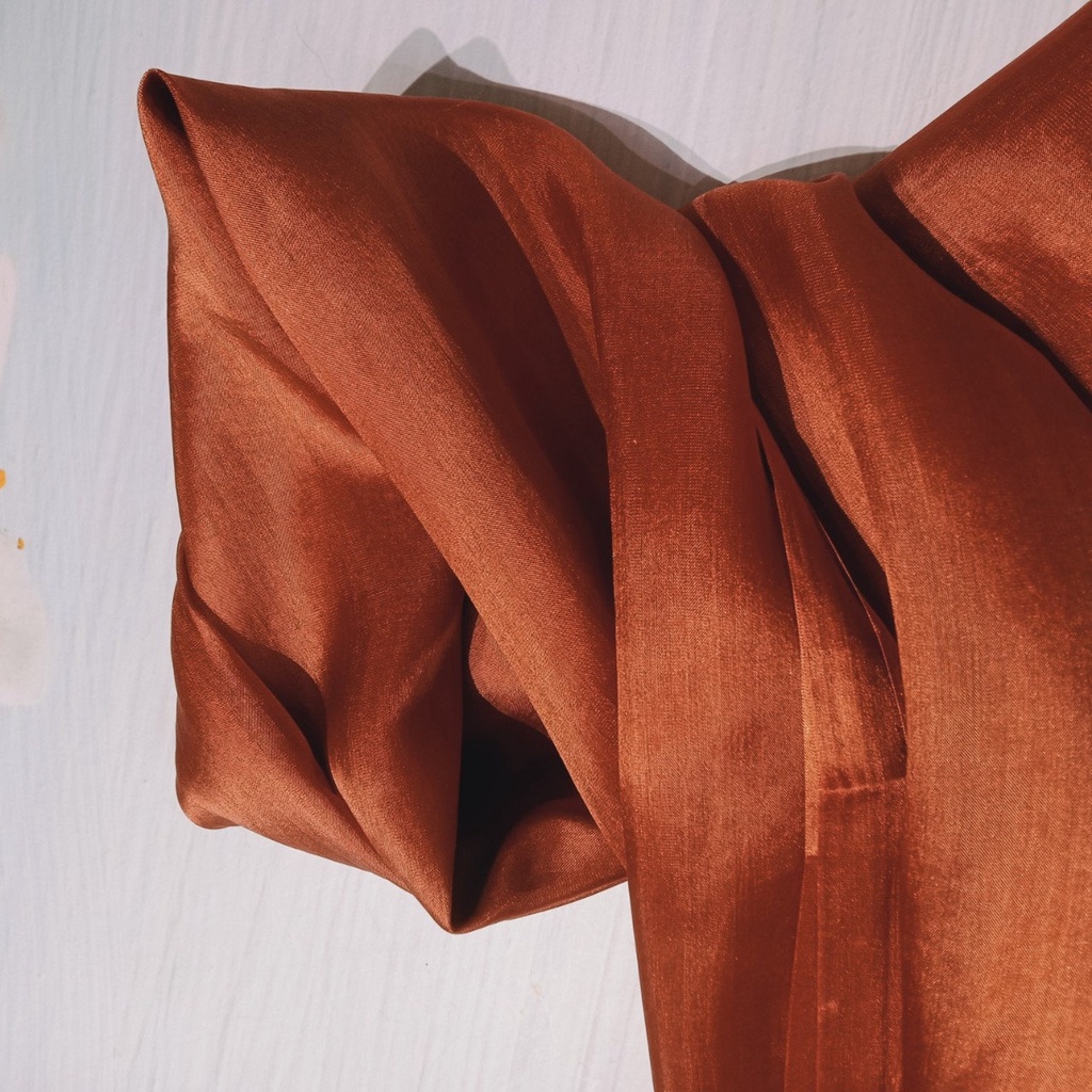 Khăn Lụa Tơ Tằm quàng cổ màu nâu #thanh lịch#nhẹ nhàng#thoáng mát, dùng được cả 4 mùa, kích thước 180cm*90cm