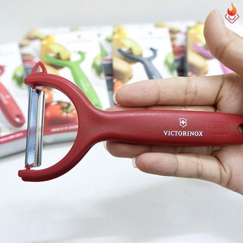 Dụng cụ nạo vỏ hoa quả Victorinox tay thẳng lưỡi răng cưa [hàng Thụy Sỹ chính hãng]