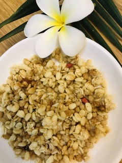 Ngũ Cốc Calbee Đỏ Nhật Bản 800 gram [Hạn dùng 03/2023]