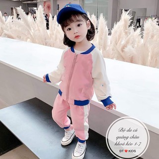 Bộ cô bé thả tim cho bé gái