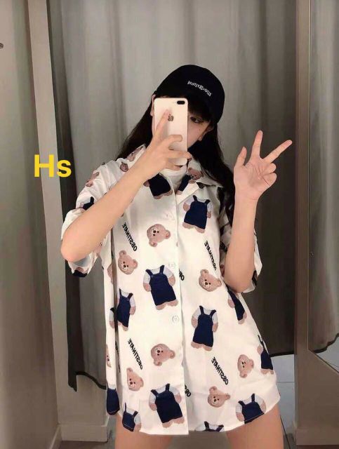 Áo Sơ Mi Nữ Ngắn Tay Gấu Mặc Yếm Freesize Siêu Xinh Unisex 🦋 Áo Somi Nữ Ngắn Tay Dáng Rộng&lt;br&gt;