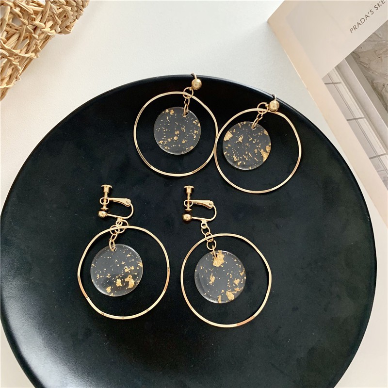 Hoa tai mạ vàng hình tròn gợn sóng A741 cho nữ