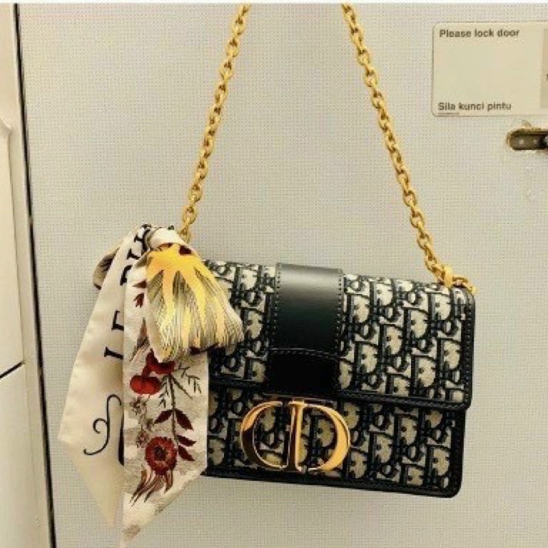 Túi W566-25 Dior Montaigne 30 full2box khoá logo Dior vàng ♥️