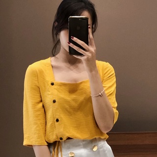 Áo đũi nhăn cổ vuông