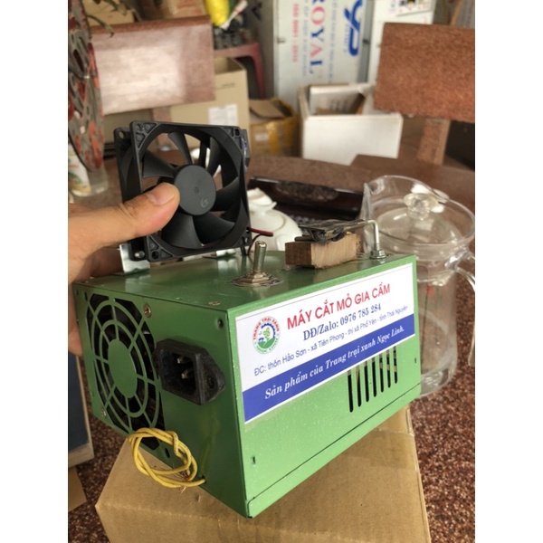 Máy cắt mỏ gà ngan vịt nhỏ gon, tiện lợi, an toàn giá rẻ.