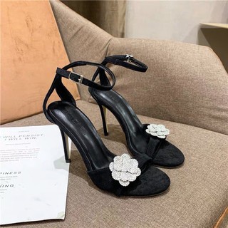 Sandal đính hoa siêu đẹp hàng qccc fullbox
