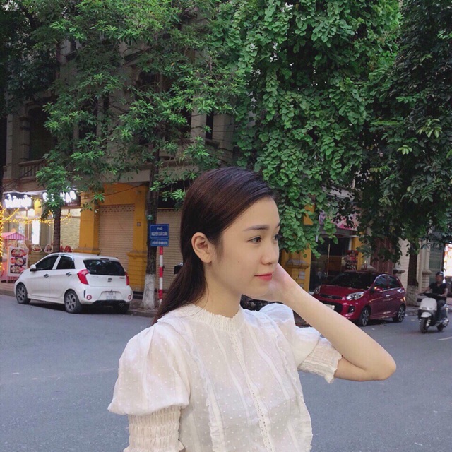 Áo sơ mi chấm bi