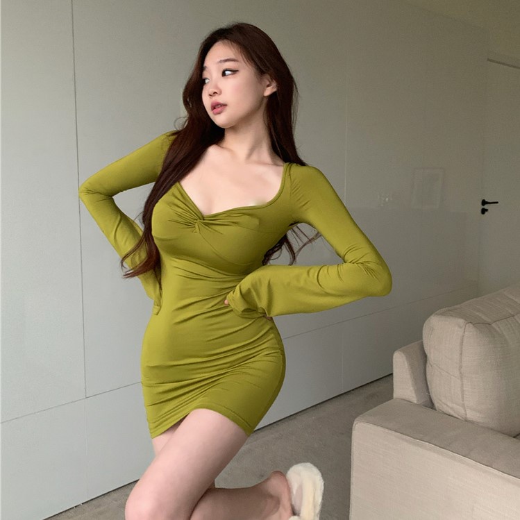 China summer new round collar leisure long sleeves hip wrapped green sexy dress