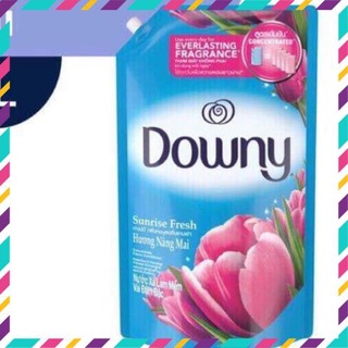 Nước xả vải Downy dạng túi 1,4L