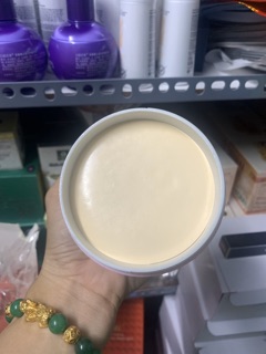 Kem body KAWAI  nhật bản