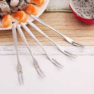 Nĩa cao cấp không gỉ