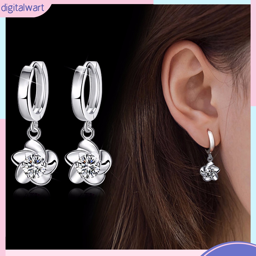 Hoa tai đính đá thời trang dành cho nữ