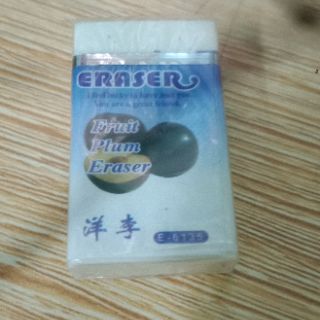 2 cái Tẩy bút chì hoa quả
