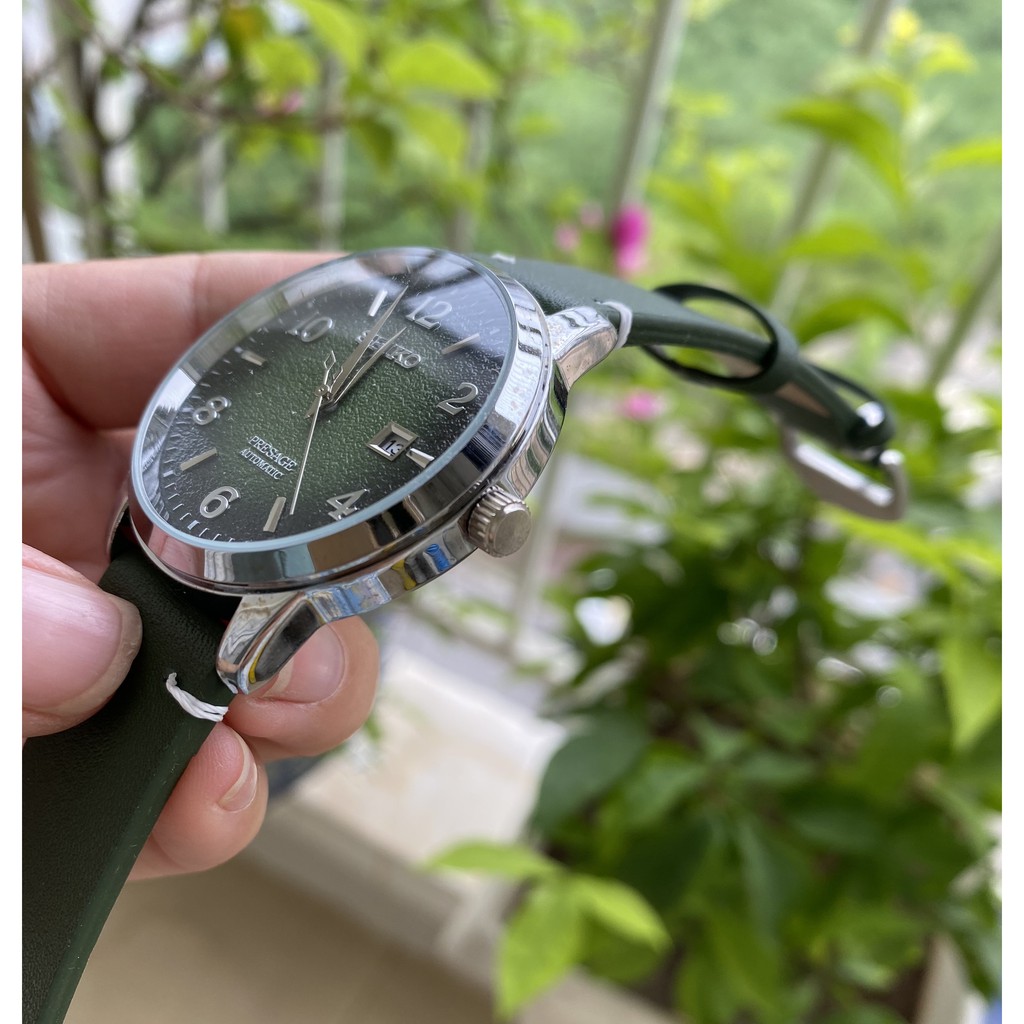 Đồng Hồ đeo tay Nam dây da Xanh cốm Mặt tròn kính sapphire chống xước máy pin công nghệ năng lượng từ mặt trời