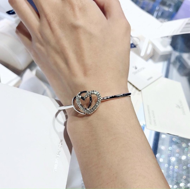 ⛔️ Vòng_tay_swarovski_double_heart_bangle⛔️