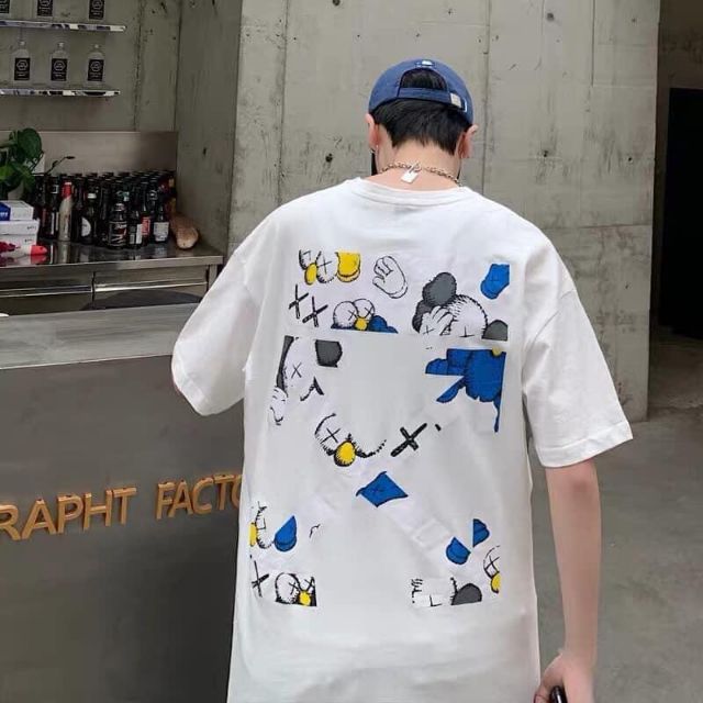 🦄🦄 Áo thun OFF WHITE KAWS X SESAME