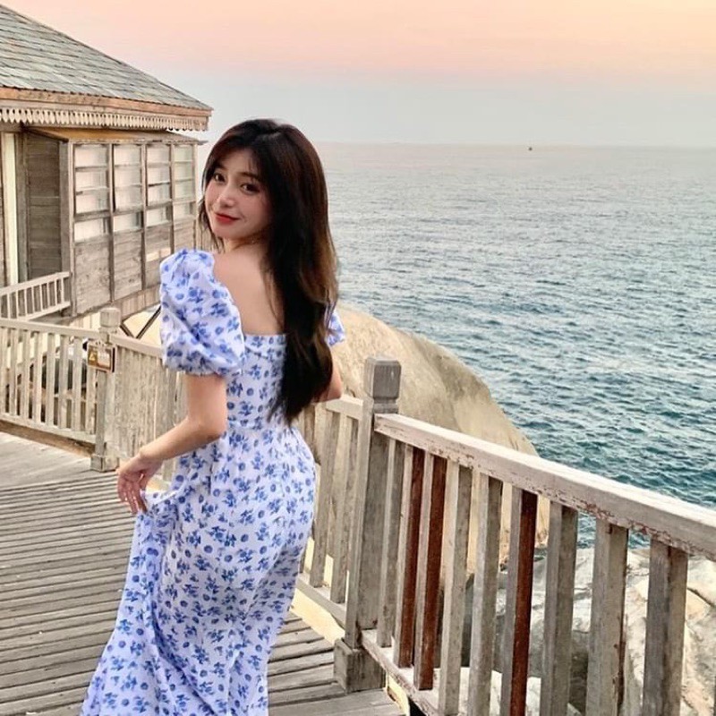 Đầm maxi xẻ hoa xanh dài đi biển | BigBuy360 - bigbuy360.vn